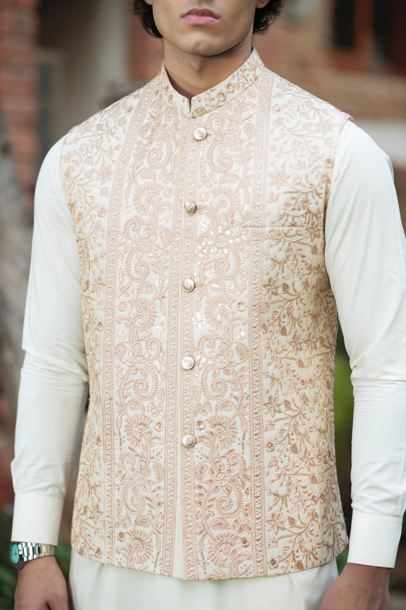 GOLDEN EMBROIDERED WAISTCOAT