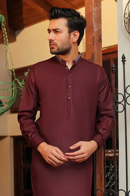 Mehroon Textured Kameez Shalwar