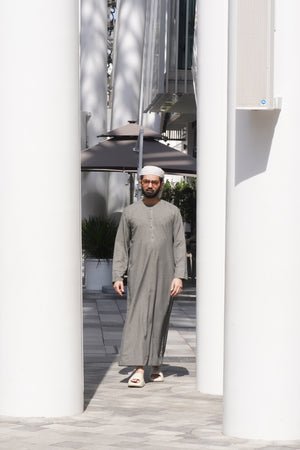 Dark Grey Textured Emarati Thobe