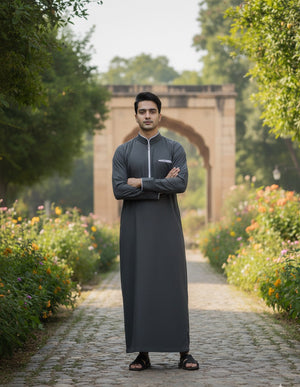 Grey Designer Kali Thobe